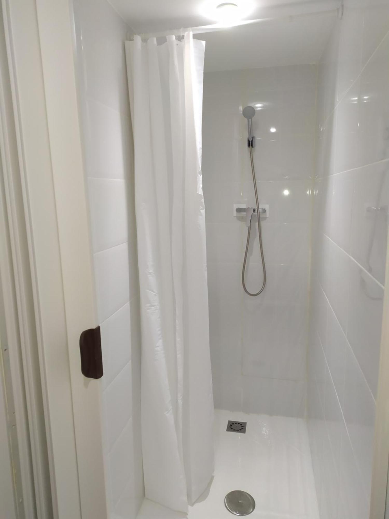 La Hospederia Hotel Oviedo Luaran gambar